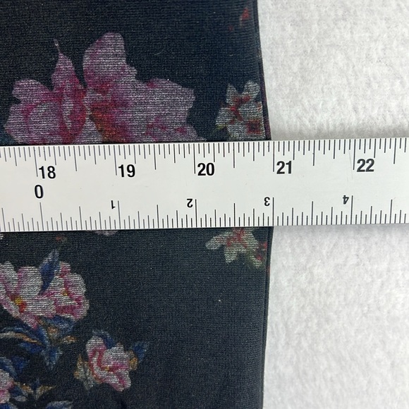 Mario Serrani Women’s Sheath Dress Size XL Black Knit W/Muted Floral Print NWT - Picture 10 of 11